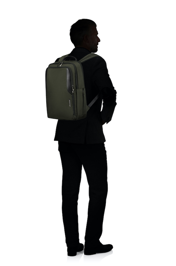 146509_3869_XBR_2.0_BACKPACK_14.1_WITH SILHOUETTE