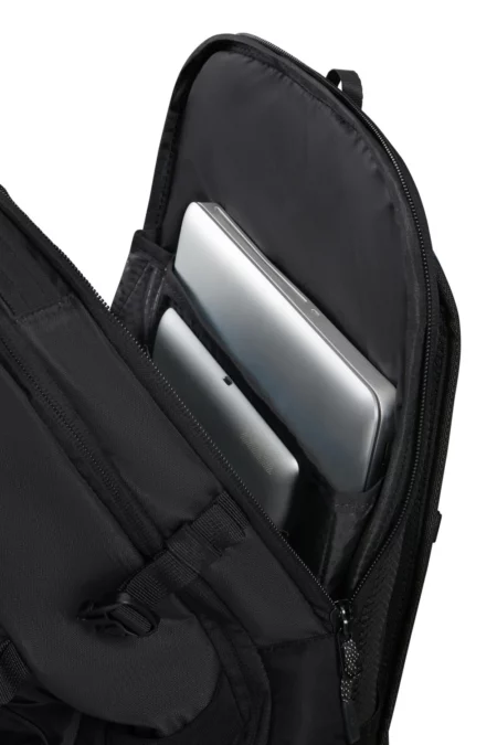 146460_1041_DYE-NAMIC_BACKPACK_L_17.3_LAPTOP_COMPARTMENT